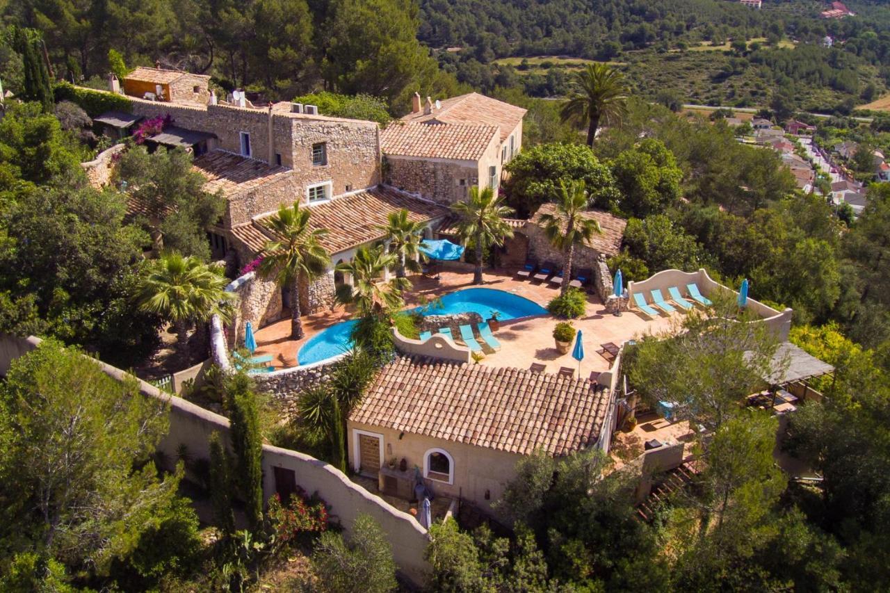 Sitges Hill Retreats-Masia Nur 22 Bedrooms Divided Over 9 Houses For Max 44 Guests 卡涅利亚斯 外观 照片