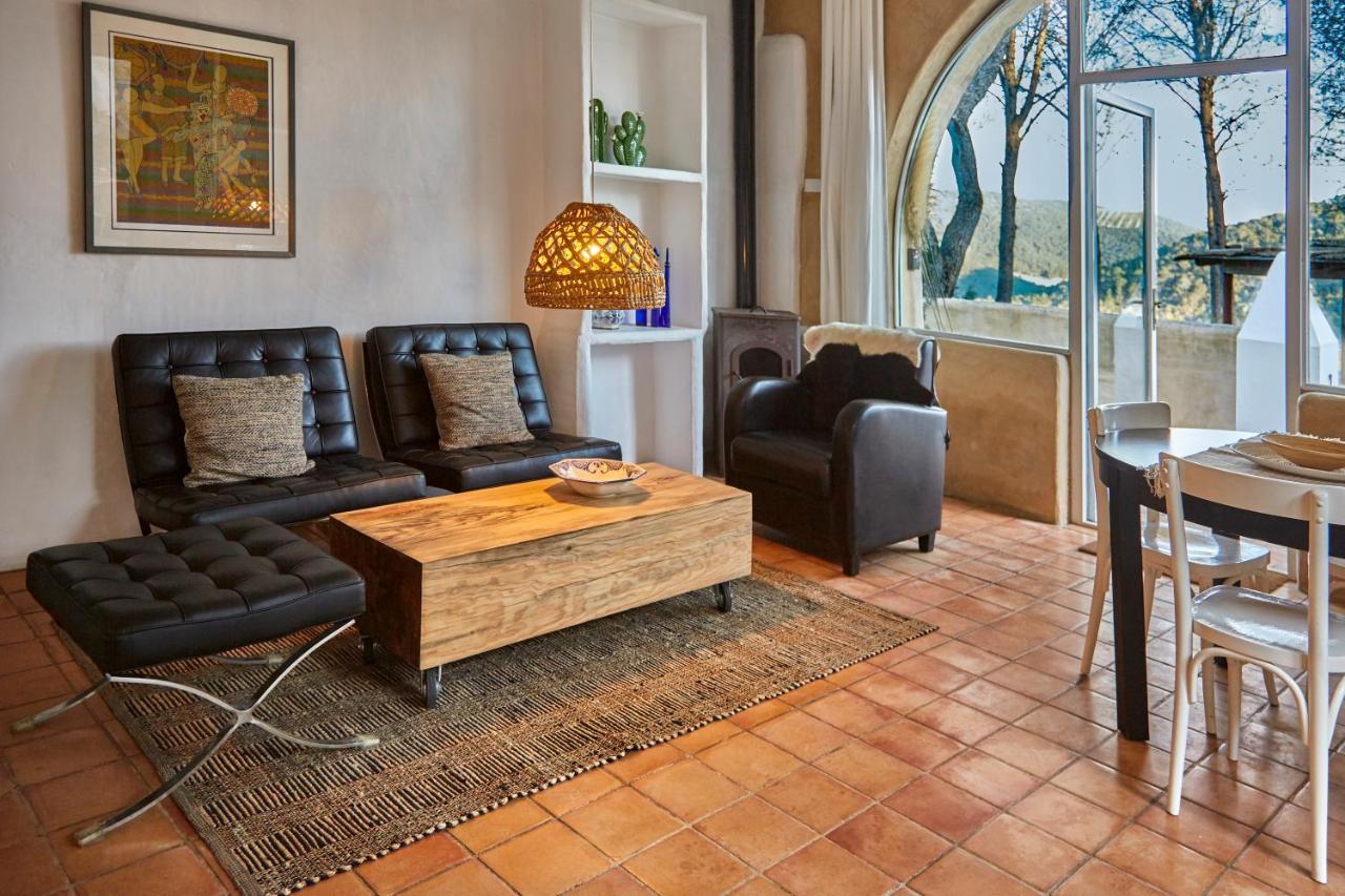 Sitges Hill Retreats-Masia Nur 22 Bedrooms Divided Over 9 Houses For Max 44 Guests 卡涅利亚斯 外观 照片